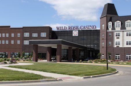 Iowa casinos reopen
