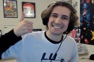 Streamer xQc giving the thumb's up in a streaming session